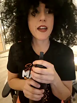 SexyLayla1 online show from April 12, 11:35 am