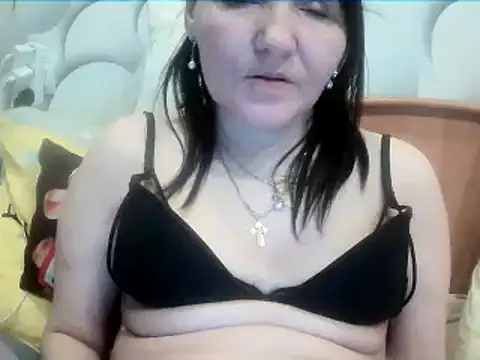 ClaireSunset online show from March 6, 7:31 pm