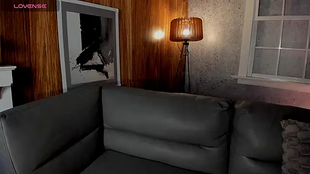 Belliinda 21 online show from February 17, 7:13 pm