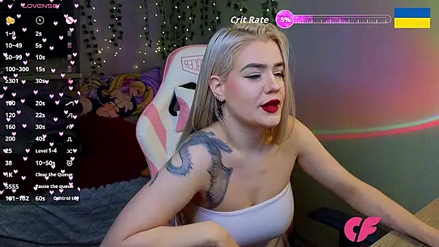 RedVelveten online show from November 15, 1:23 pm