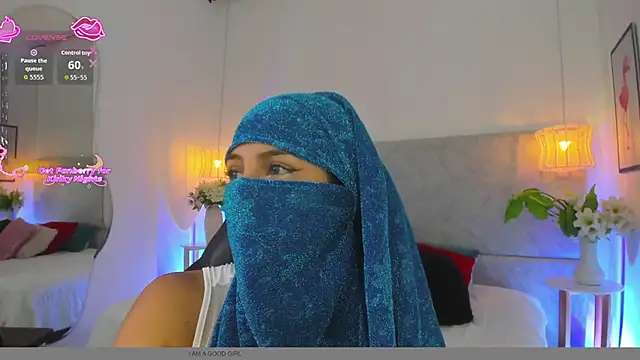 naomiii   online show from February 12, 12:40 pm