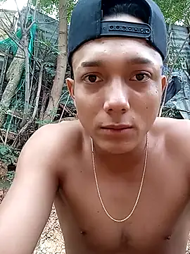 tayson  online show from November 18, 1:34 pm