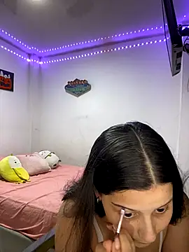 Snapshot of Sophie__Carter_ chatting on October 26, 1:45 am Sophie  Carter  online show from October 26, 1:45 am