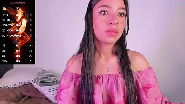 lillielover16 online show from March 30, 2:00 am