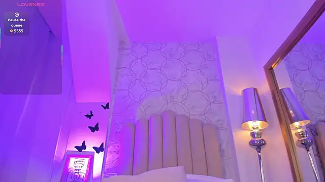 Foxy200   online show from January 14, 8:14 pm