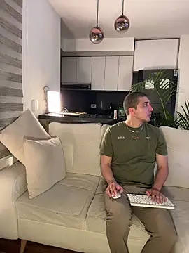 Snapshot of tiana_nave chatting on October 31, 3:08 am tiana nave online show from October 31, 3:08 am