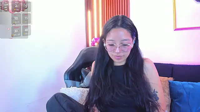 Valery wang online show from December 14, 2:23 pm