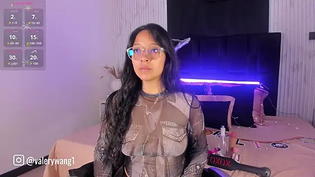 Valery wang online show from October 7, 11:47 am