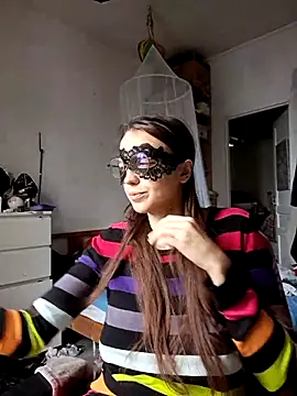 PearMaki online show from September 16, 2:25 pm