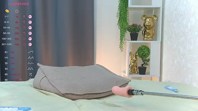 AlmaRobinson online show from March 20, 9:25 am