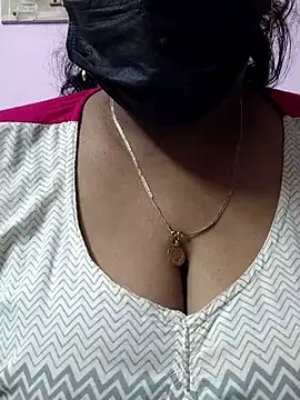 mallu-sumi online show from April 16, 5:56 pm