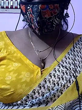 Snapshot of mallu-sumi chatting on September 28, 3:06 pm mallu-sumi online show from September 28, 3:06 pm