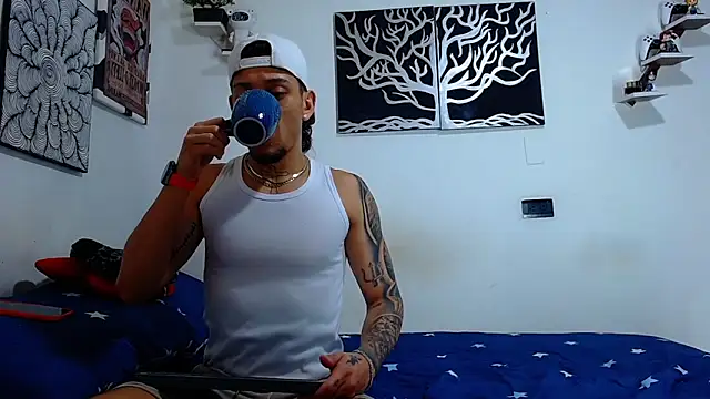 Friendsofeverything  online show from June 12, 12:02 pm