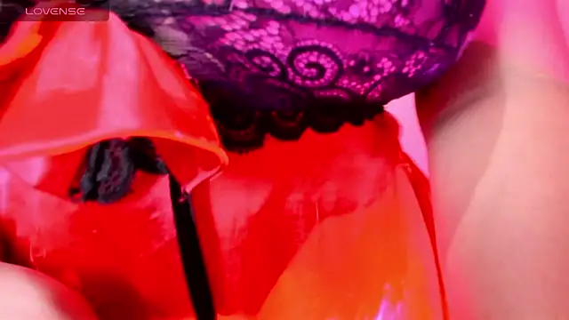 mariana mauricio hot online show from June 5, 9:26 am