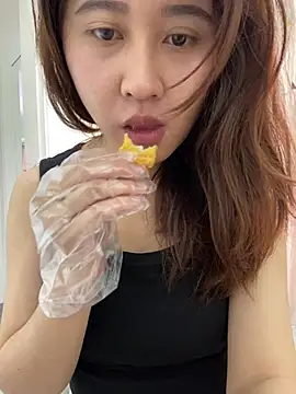 Liliya-77 online show from April 12, 7:11 am