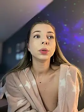 Mia Ethan online show from April 1, 3:53 pm