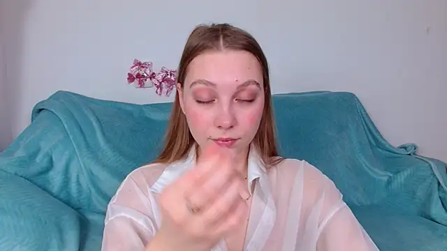 bellaa love  online show from February 12, 12:23 am