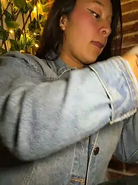 Liulee online show from March 8, 2:04 am