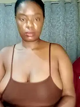 Luciouslips00 online show from November 9, 7:10 pm