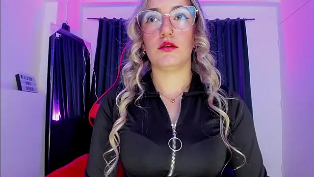 Keyth clement online show from February 19, 6:07 pm