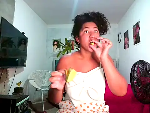 bellacrespalatina online show from April 19, 9:06 pm