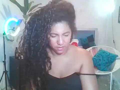 bellacrespalatina online show from February 26, 5:23 pm