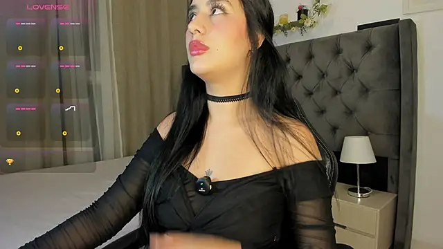 Amiirra  online show from May 29, 3:26 am