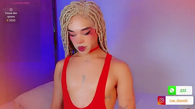 DanniLee  online show from March 17, 7:07 pm