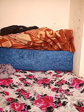 Hot  Mirchi online show from March 24, 10:04 pm