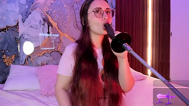 centaurigirl online show from October 24, 3:24 am