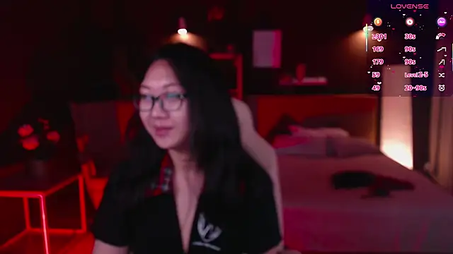 Snapshot of Marine_Vact chatting on September 19, 2:05 pm Marine Vact online show from September 19, 2:05 pm