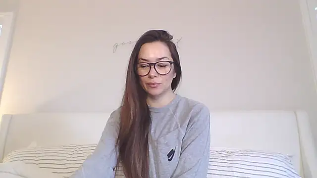 mixedasiangirl online show from February 26, 8:52 pm