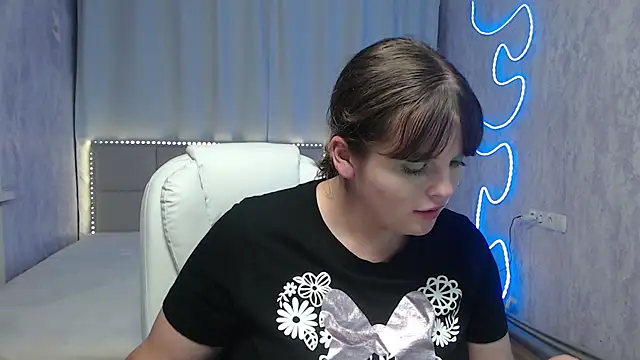 StaceyLex online show from July 14, 10:21 am