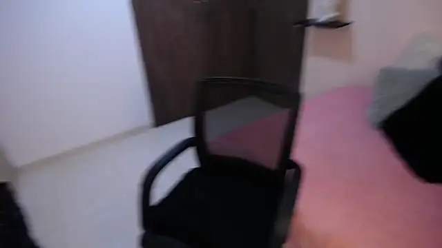 cristal-evanns online show from March 8, 10:46 pm