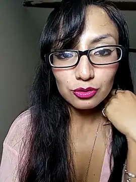 Lucy Chery online show from May 26, 4:12 am