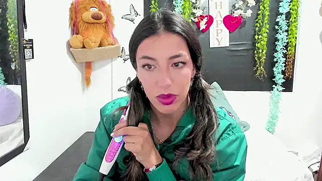 queen-natty online show from February 24, 1:21 pm