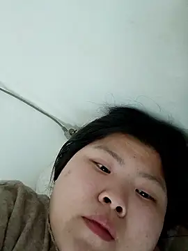 hello098712 online show from February 19, 10:04 am