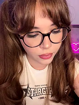 CutiePie3 online show from December 21, 9:08 pm