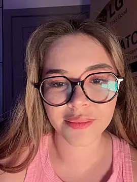 CutiePie3 online show from September 22, 10:30 pm