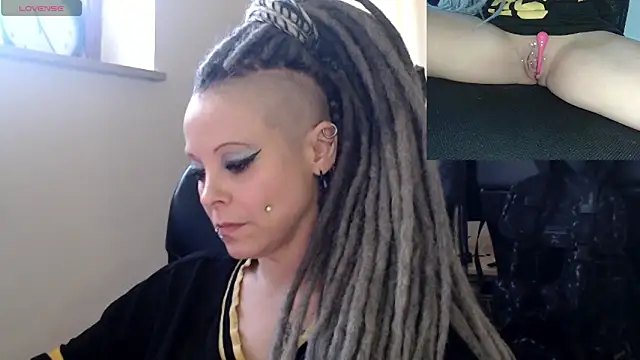 EdgesOfReality online show from January 14, 11:37 am