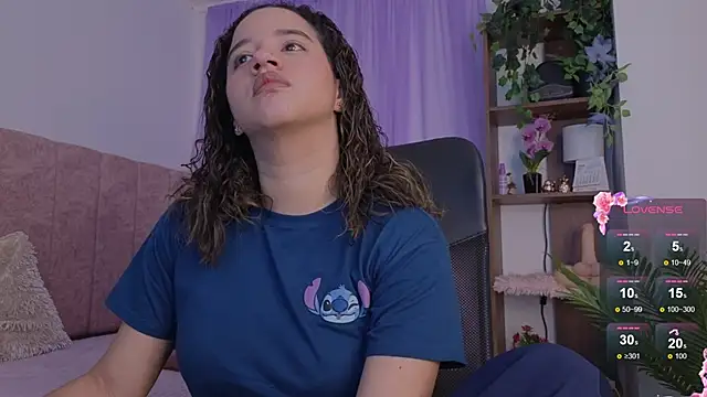 emilyrouxe online show from January 17, 3:41 pm