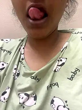 Snapshot of muni-baby chatting on September 13, 11:02 pm muni-baby online show from September 13, 11:02 pm