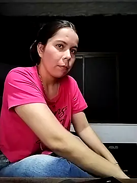 Snapshot of Lucianaferro_ chatting on October 3, 10:09 am Lucianaferro  online show from October 3, 10:09 am