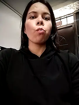 Lucianaferro  online show from May 1, 2:42 pm