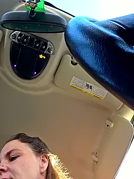 thatonespicychick online show from September 9, 2:06 pm