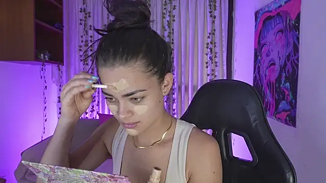 HannaRhodes online show from February 10, 2:53 pm