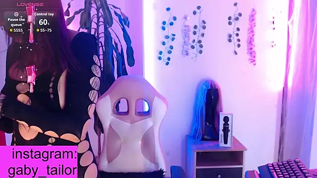 Gaby Tailor online show from April 4, 12:09 am