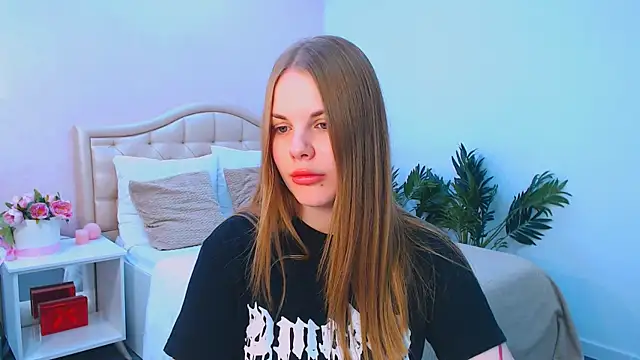 holy kitty online show from October 28, 1:28 pm