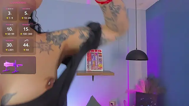 maddy walker online show from January 14, 1:49 pm