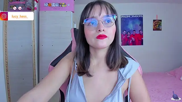 Lucyy-hess online show from April 16, 9:39 pm